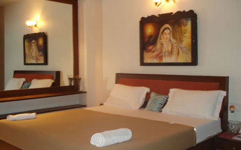 Koregaon Park Pune Serviced Apartment, Pune 1